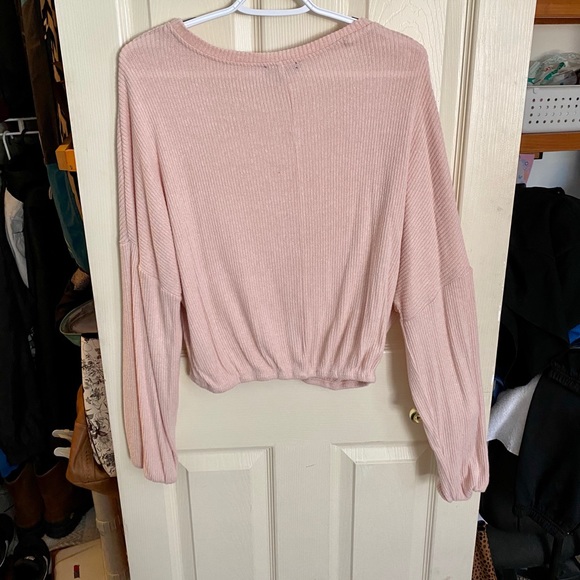 Fuzzy Sweater 🎀 - Picture 3 of 5